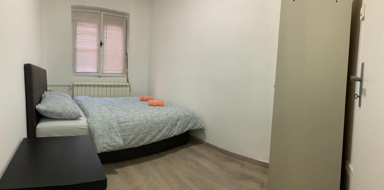 Private Rooms Belgrade Hostel Exterior foto